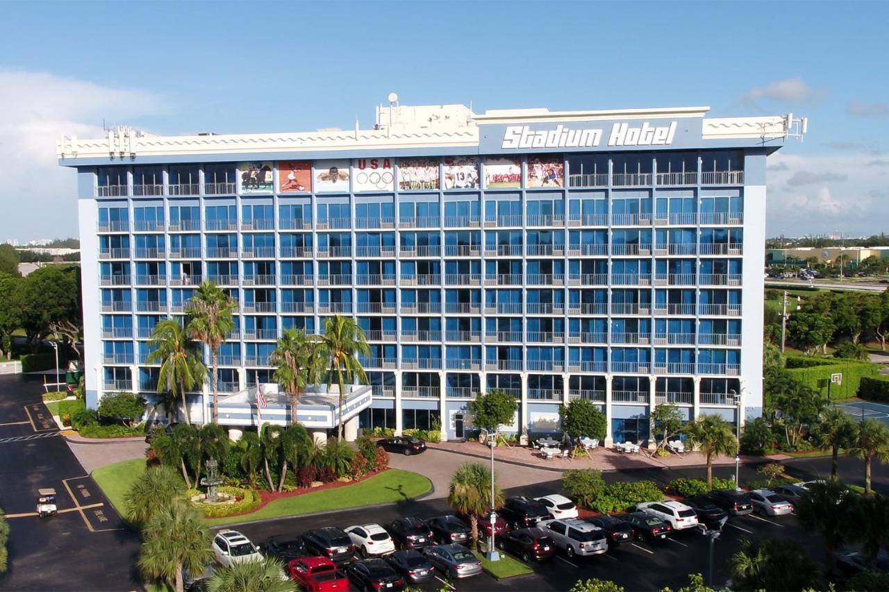 Stadium Hotel Miami Gardens Exterior photo